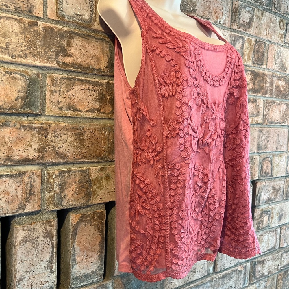 Unity World Wear Rose Tank - Picture 13 of 15